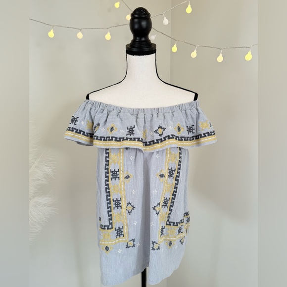 easel Tops - Easel Gray Embroidered Blouse with Yellow Accents